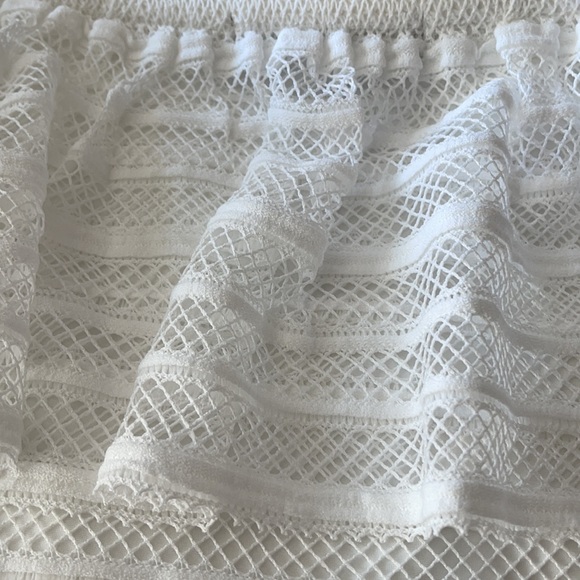 BcbgMaxazria Laced Ruffle Bodysuit NWT - Picture 8 of 9